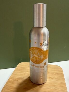 Scentsy Room Spray Caramel Pear Crisp